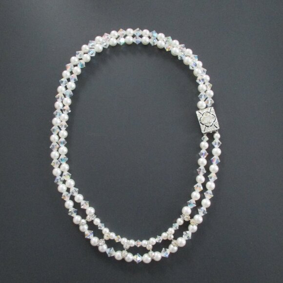 Vintage 2 Strand Necklace Pearl Beads Crystals Rhinestone Clasp on the Side - Picture 6 of 6